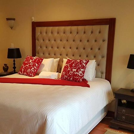 Lily White Guest House Centurion Esterno foto