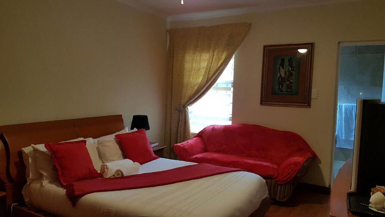 Lily White Guest House Centurion Esterno foto